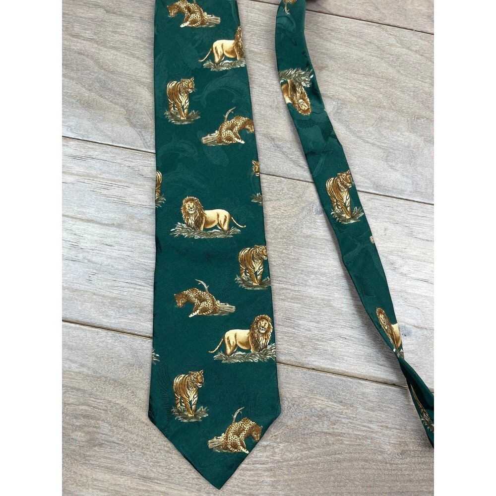Enro Men's Green Safari Animal Print Silk Tie 57in